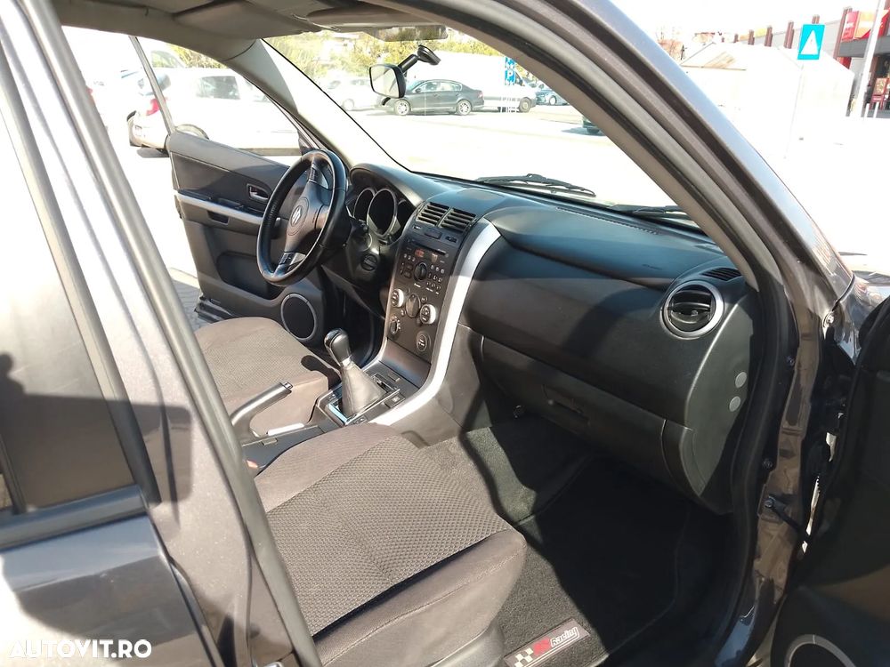Suzuki Grand Vitara - 7