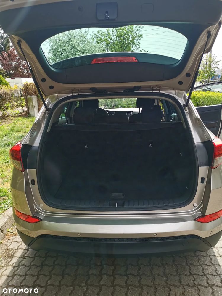 Hyundai Tucson 1.7 CRDI BlueDrive GO 2WD DCT - 14