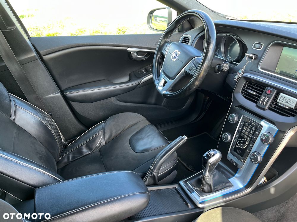 Volvo V40 D2 RDesign - 19