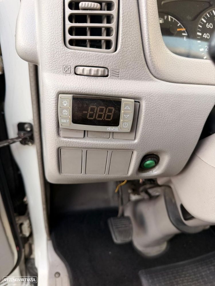 Toyota Dyna C/Frio Iva Dedutivel - 13