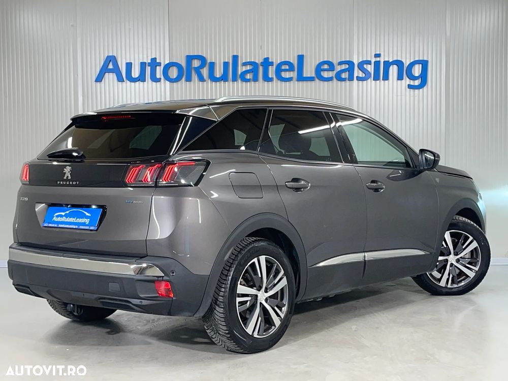 Peugeot 3008 Hybrid 225 e-EAT8 Roadtrip - 3