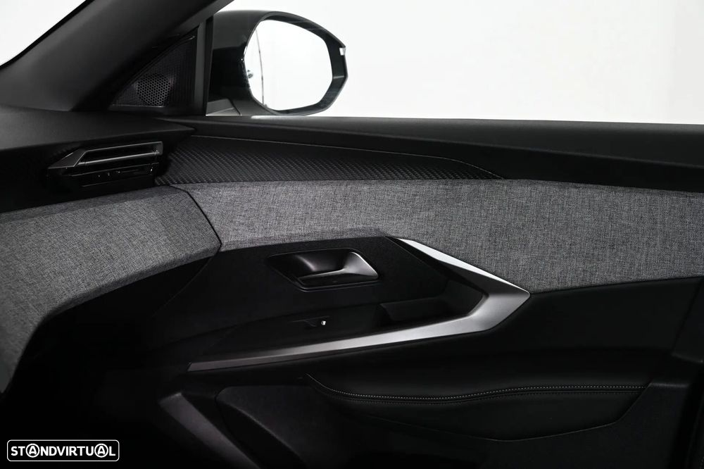 Peugeot 5008 1.2 Hybrid Allure Pack e-DCS6 - 26