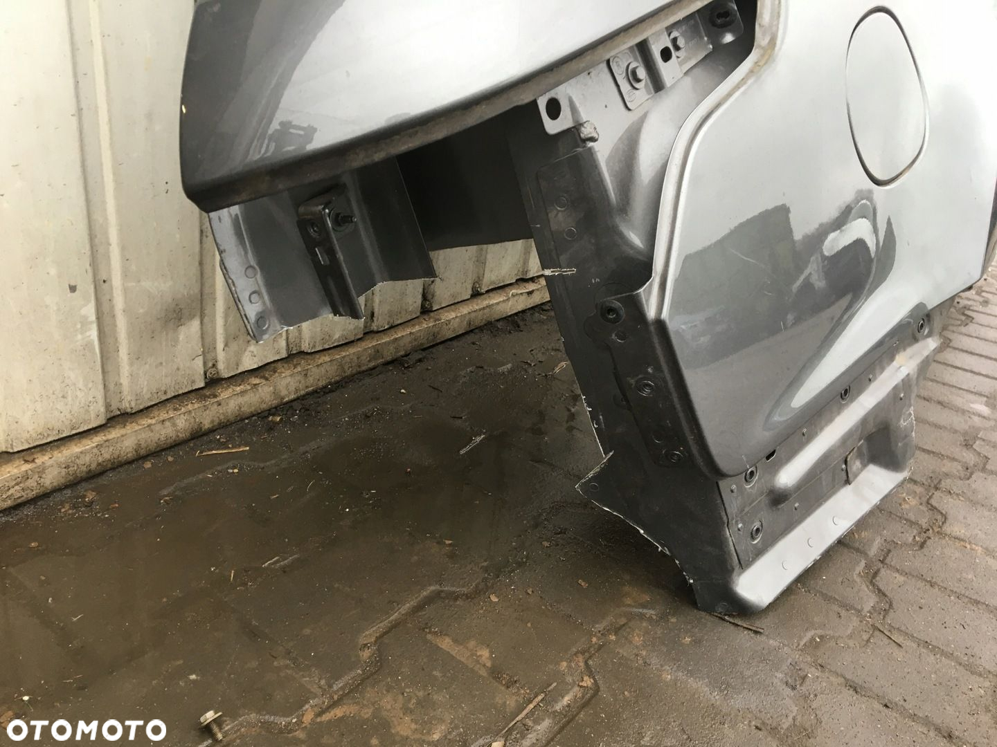 RANGE ROVER SPORT II L494 13- BŁOTNIK PRAWY TYŁ ĆWIARTKA POSZYCIE LRC 873 - 3