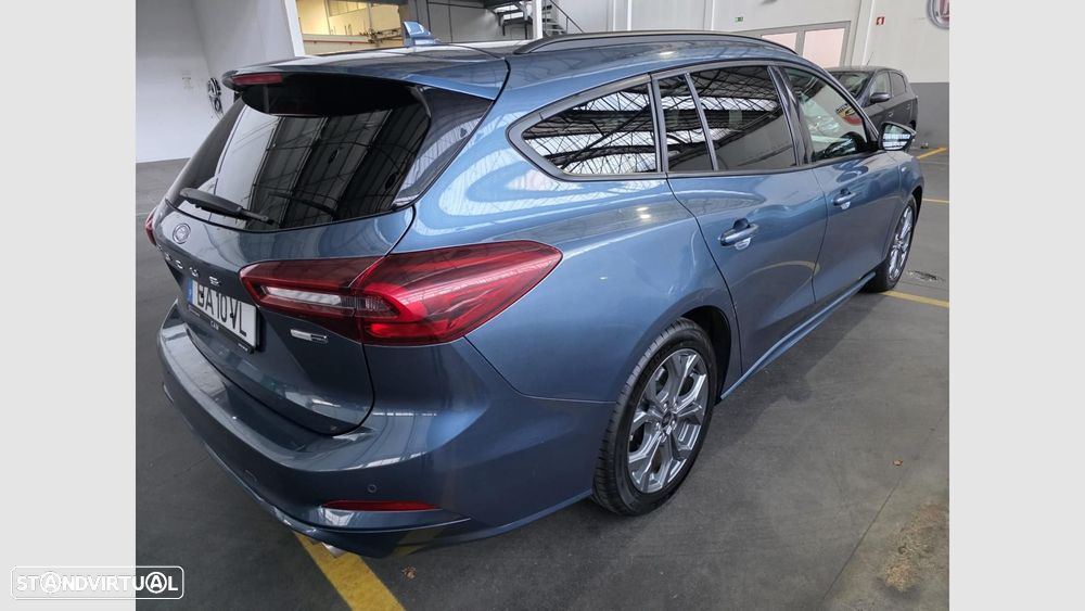 Ford Focus SW 1.0 EcoBoost ST-Line X - 4