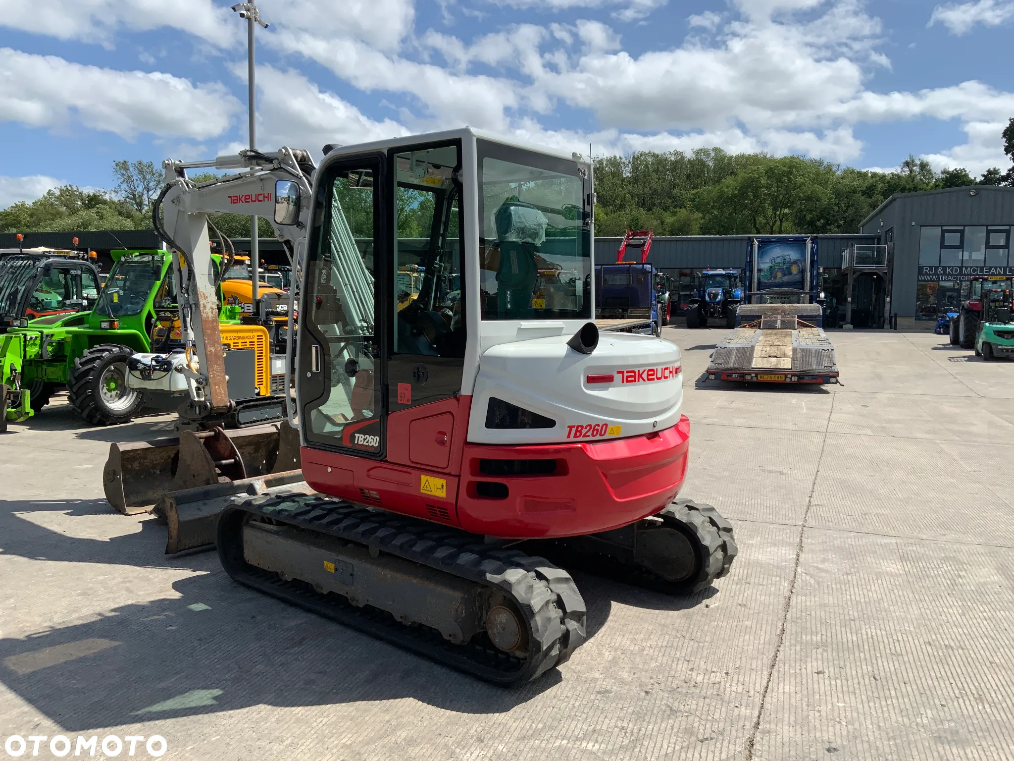 Takeuchi TB260 - 5