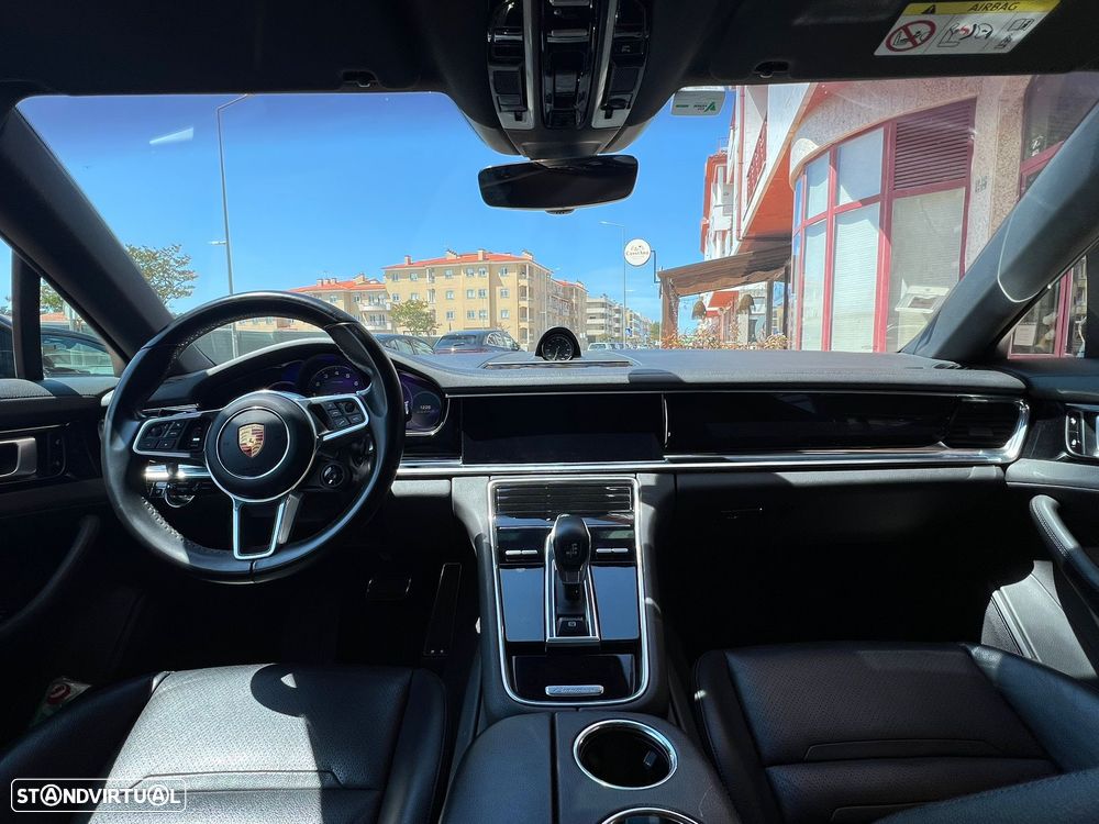 Porsche Panamera Sport Turismo 4 E-Hybrid - 9