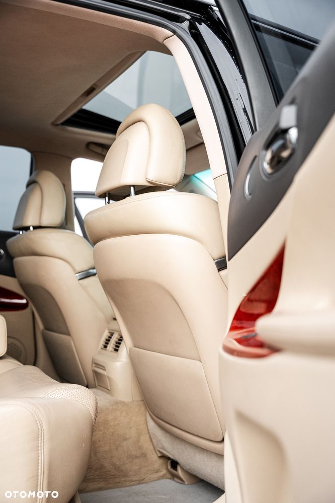 Lexus GS 450h Prestige + - 35