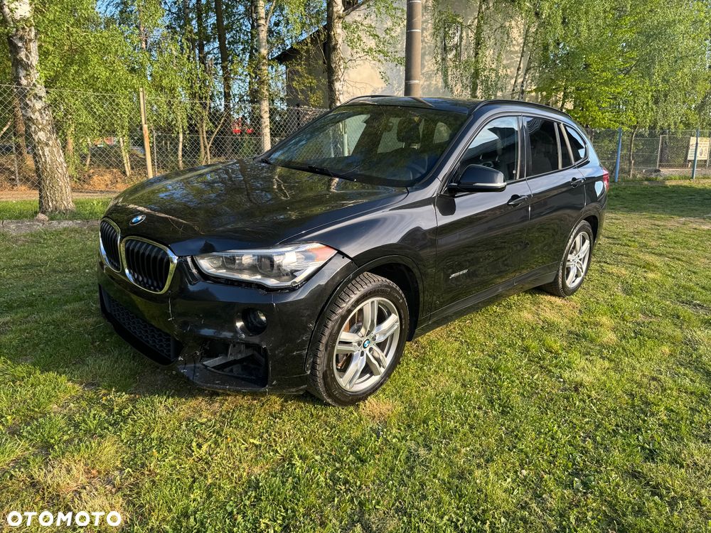 BMW X1 - 32