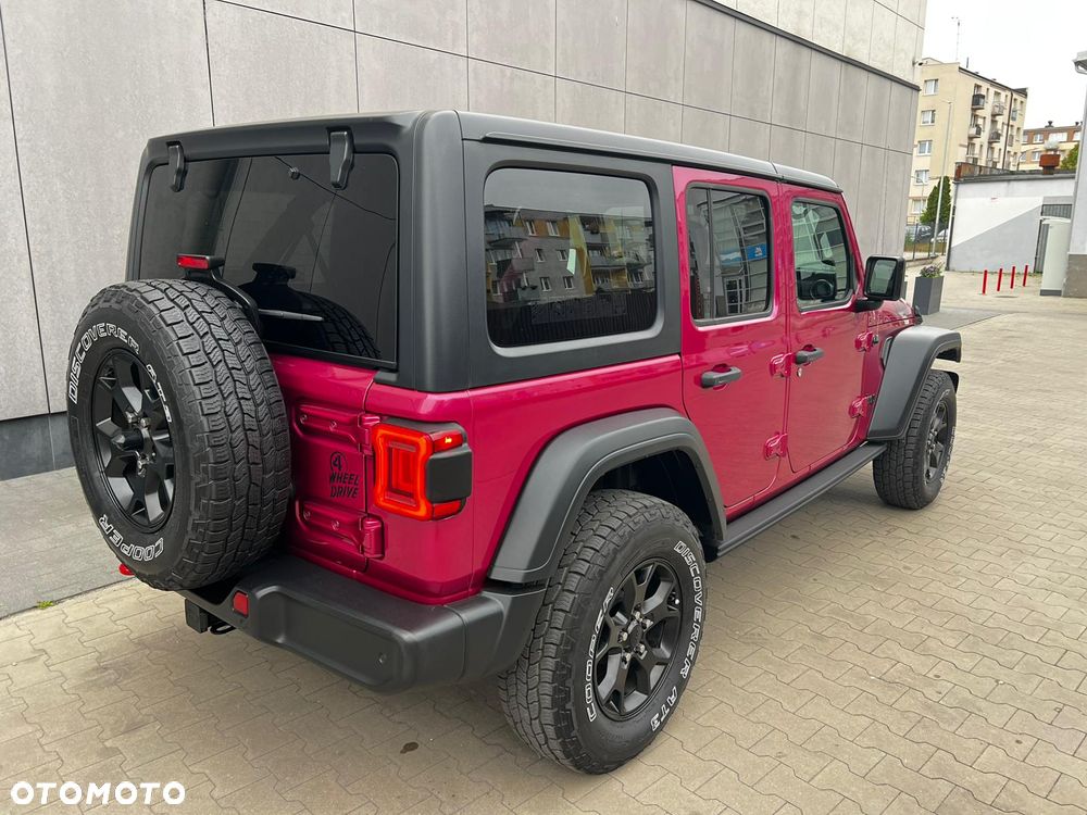 Jeep Wrangler - 5