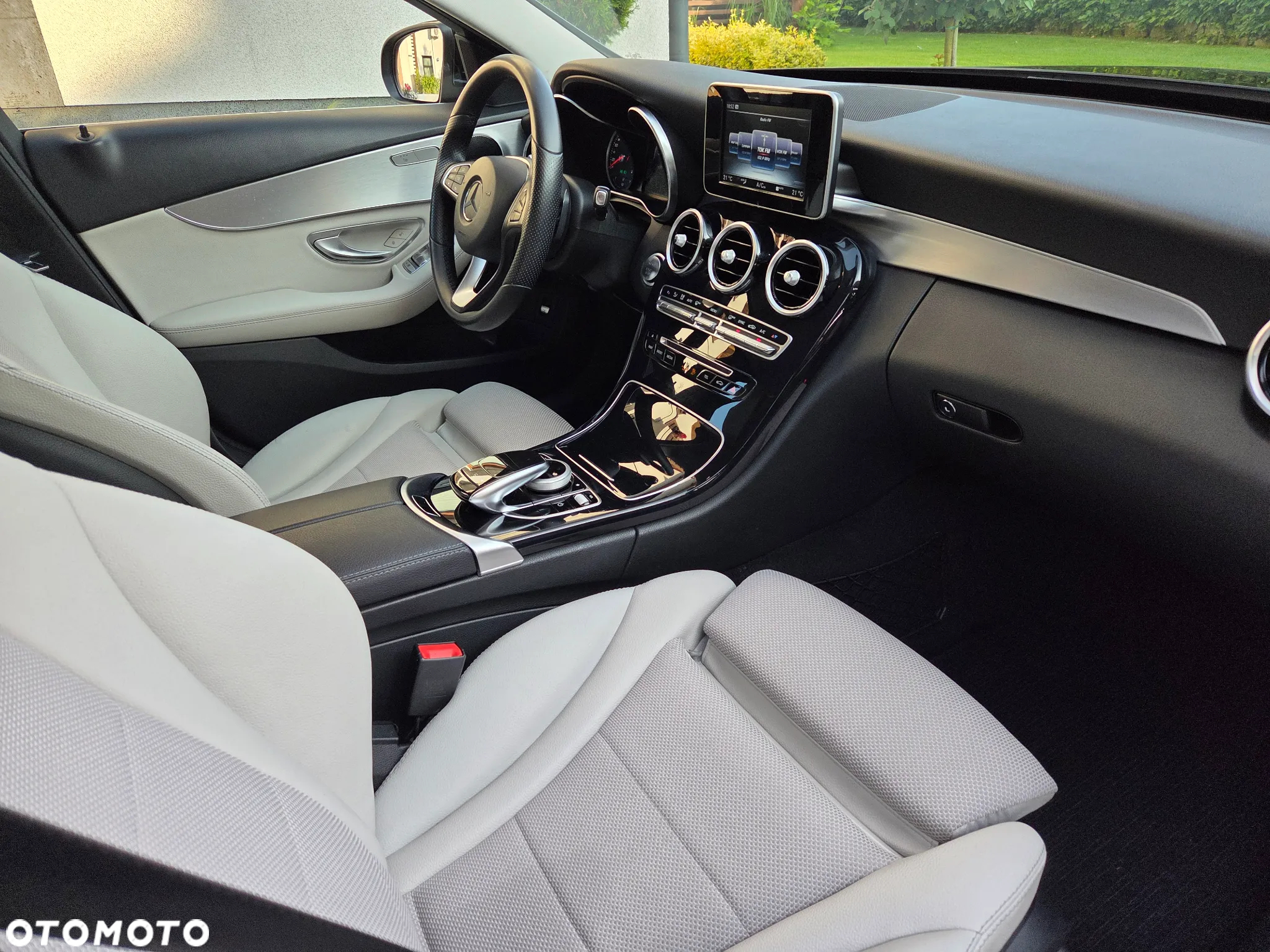 Mercedes-Benz Klasa C 200 4-Matic 7G-TRONIC - 28