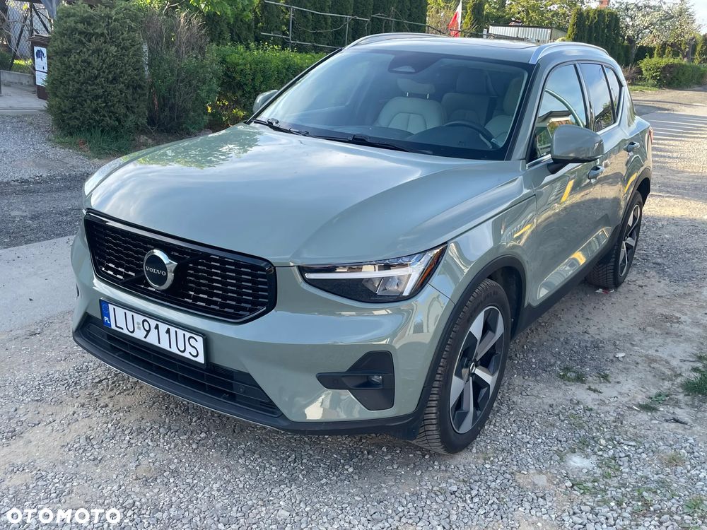 Volvo XC 40 B5 AWD Ultimate Bright - 22