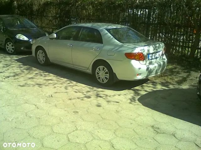 Toyota Corolla 1.4 D-4D Luna - 2