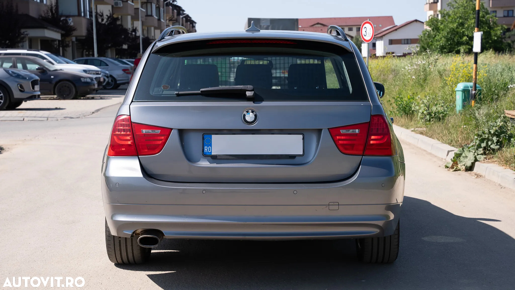 BMW Seria 3 318d - 12