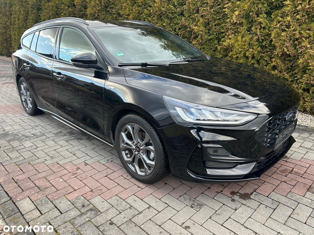 Ford Focus 1.0 EcoBoost Hybrid ST-LINE - 1