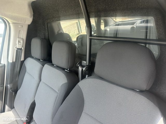 Citroën BERLINGO 3 LUGARES 100 CV - 12