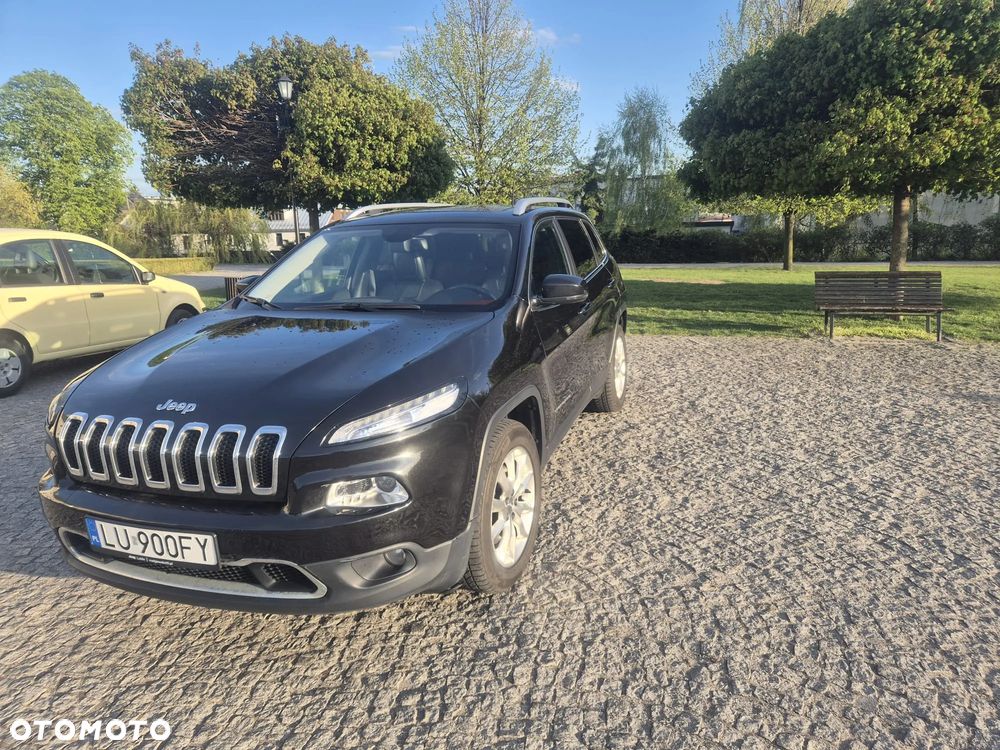 Jeep Cherokee - 31