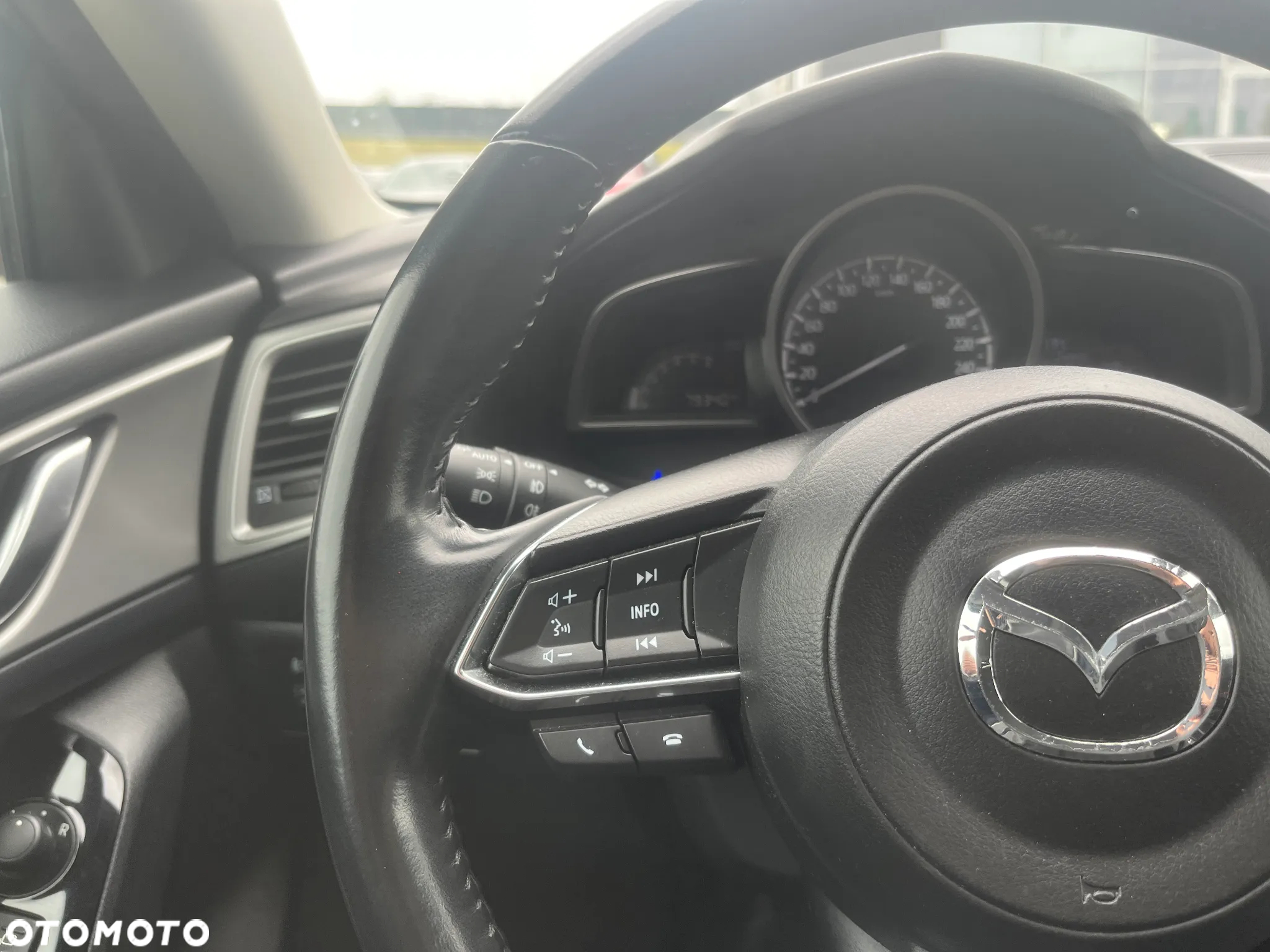 Mazda 3 2.0 Skyenergy - 12