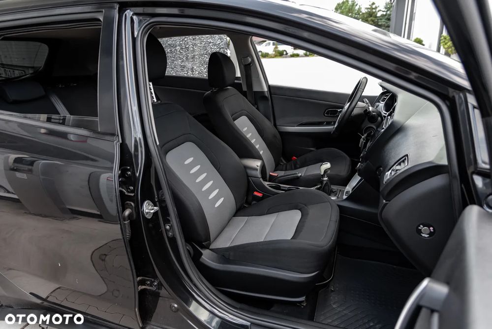 Kia Ceed 1.6 CRDi 128 Platinum Edition - 23