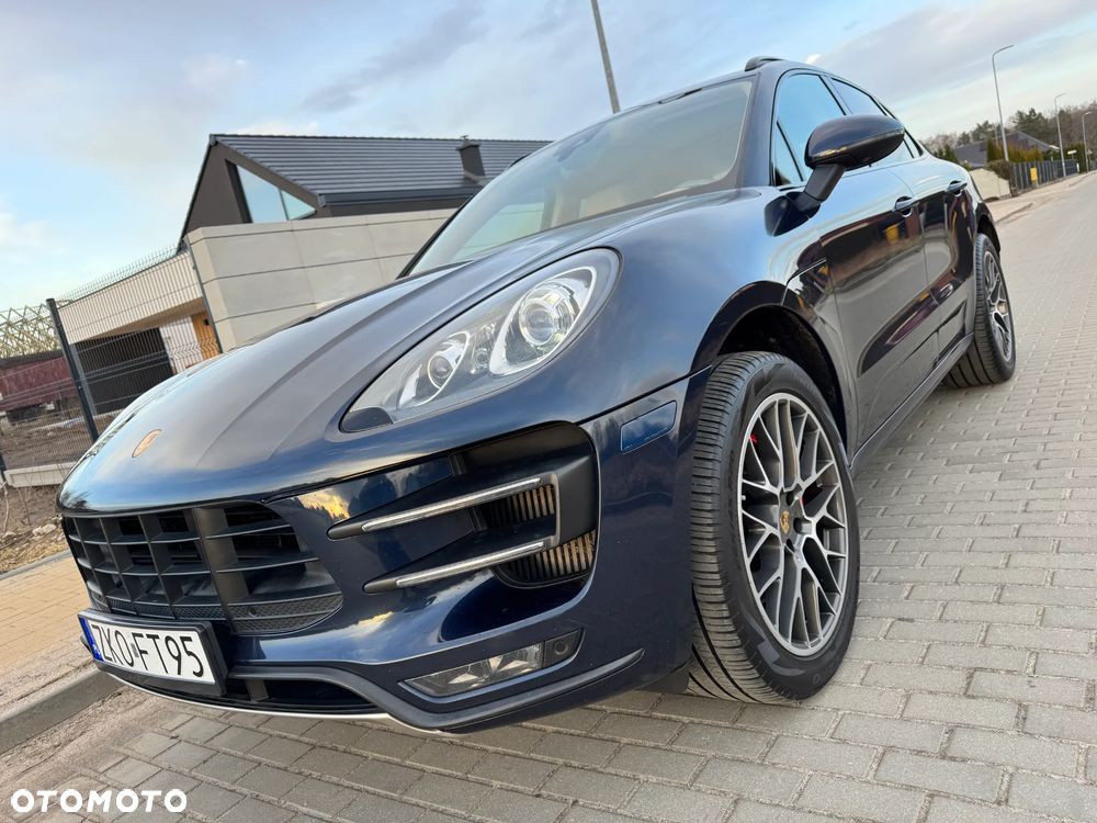 Porsche Macan Turbo PDK - 12