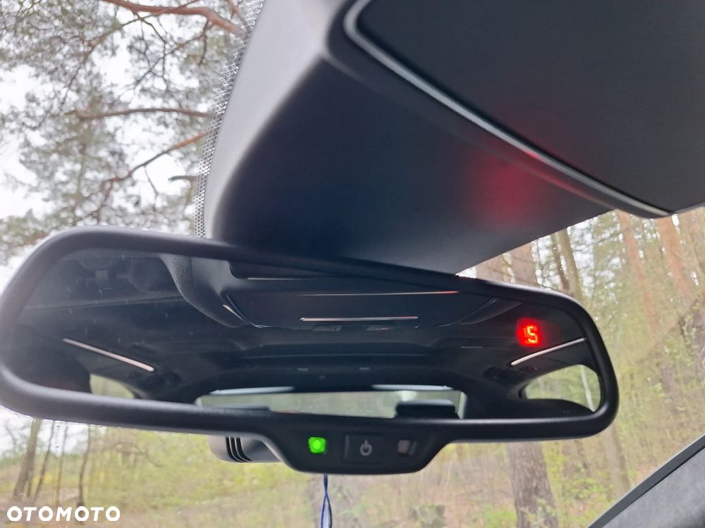 Audi A8 4.0 TFSI L Quattro - 16