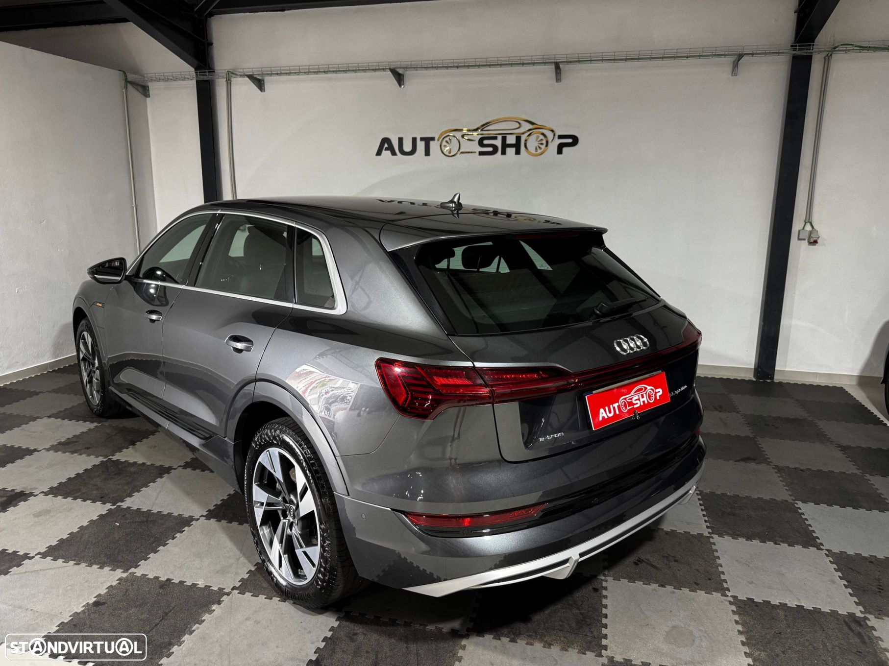 Audi e-tron 55 quattro S line - 35