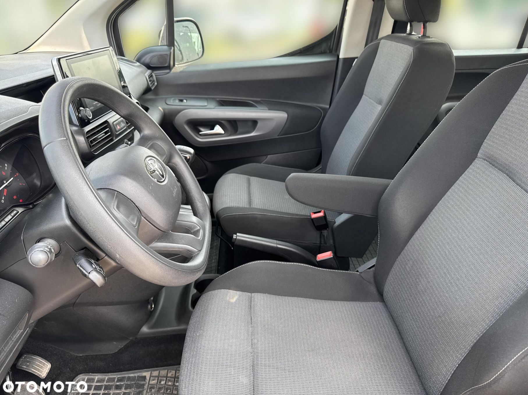Toyota Proace City Verso 1.2 D-4T Business - 15