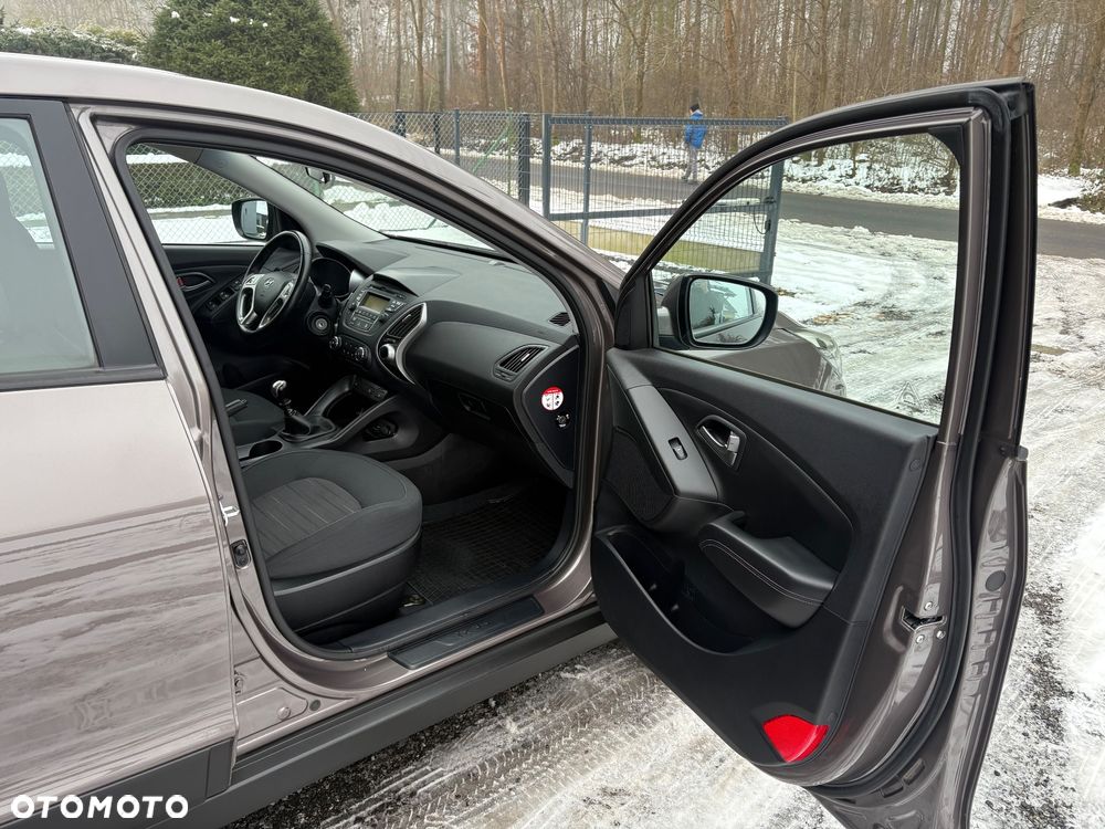 Hyundai ix35 1.7 CRDi Premium 2WD - 18