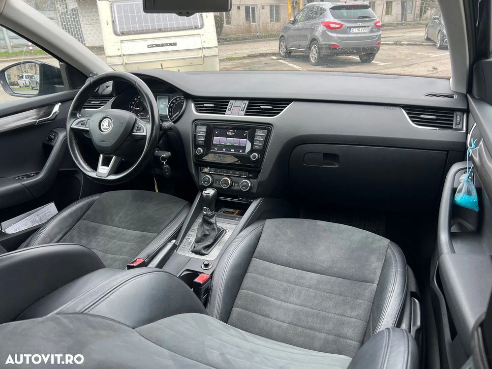 Skoda Octavia 2.0 TDI 4x4 DSG Scout - 8
