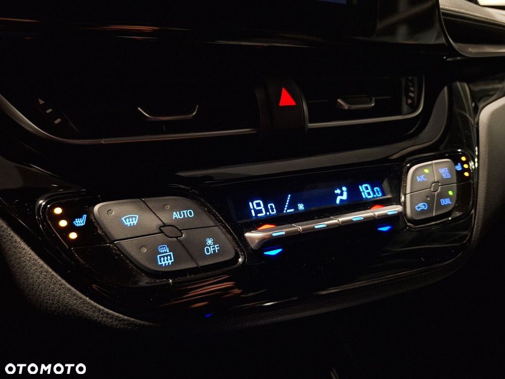 Toyota C-HR - 28