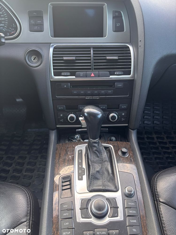 Audi Q7 3.0 TDI Quattro Tiptr - 16
