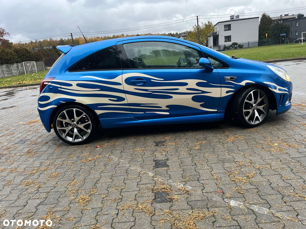 Opel Corsa 1.6T OPC - 16