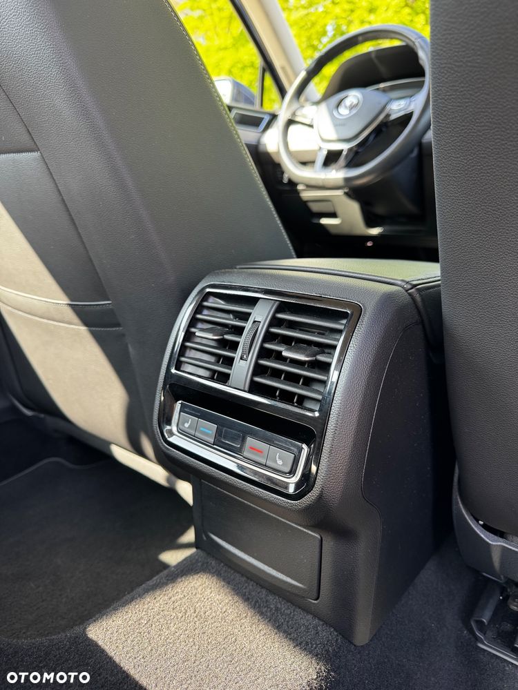 Volkswagen Passat 1.5 TSI EVO Highline DSG - 12