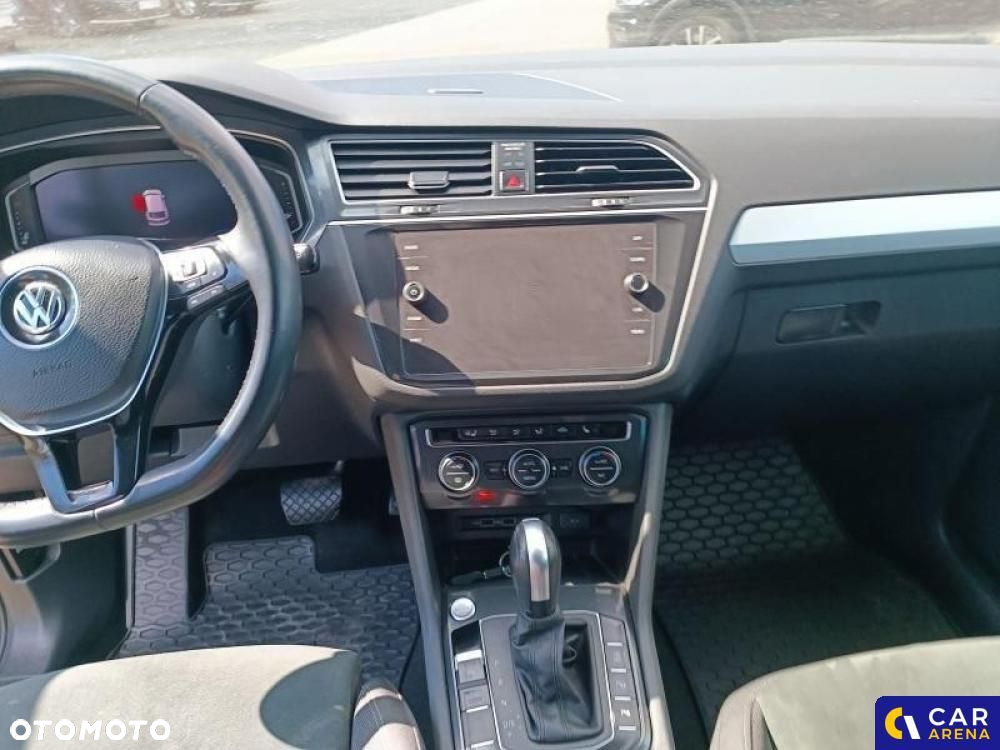 Volkswagen Tiguan - 26
