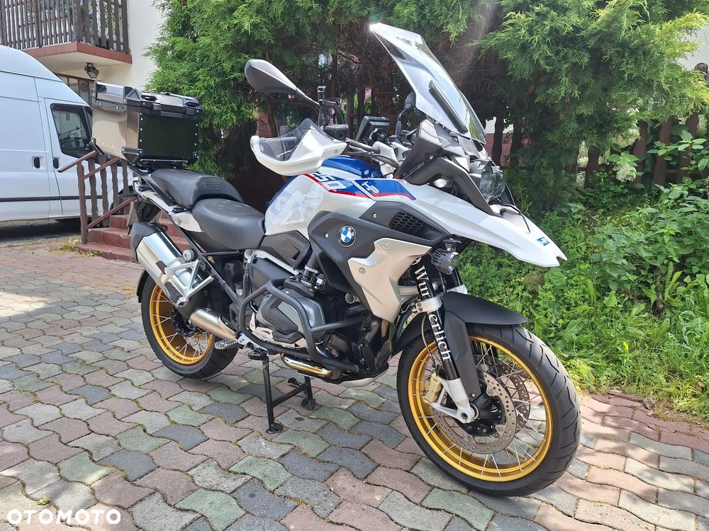BMW R - 1
