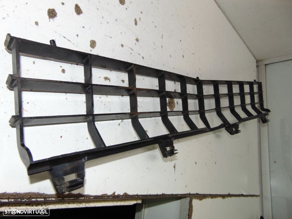 Opel 1204 ou city grelha frontal - 8