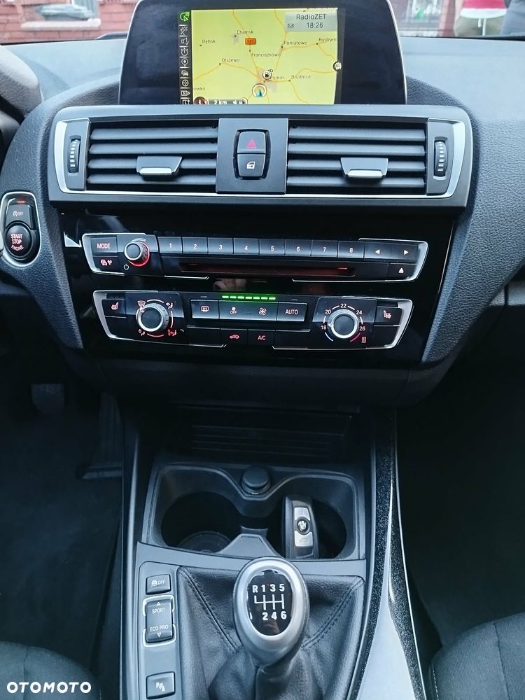 BMW Seria 1 118i Sport Line - 20