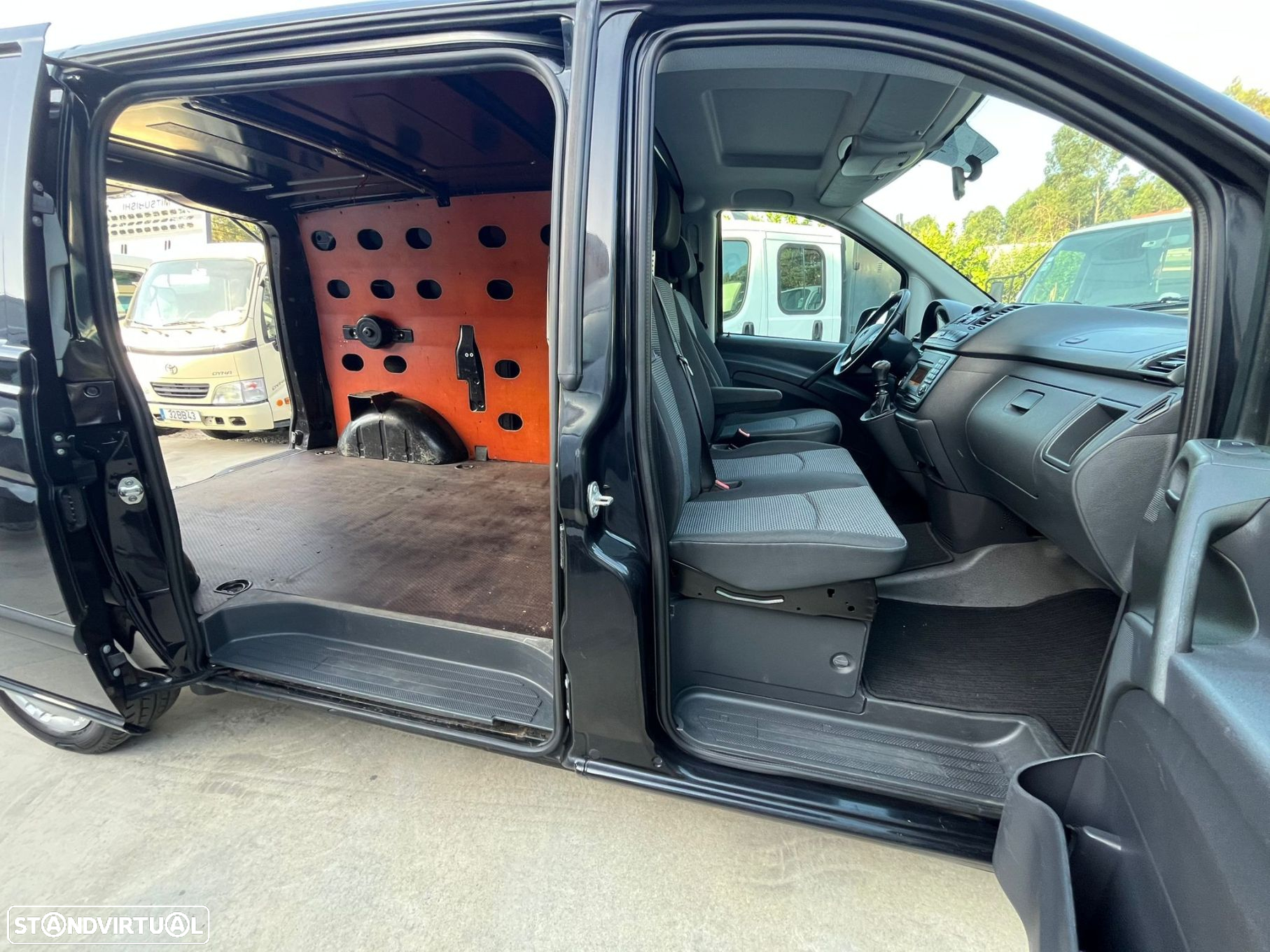 Mercedes-Benz Vito 113 Cdi c/iva dedutivel - 10
