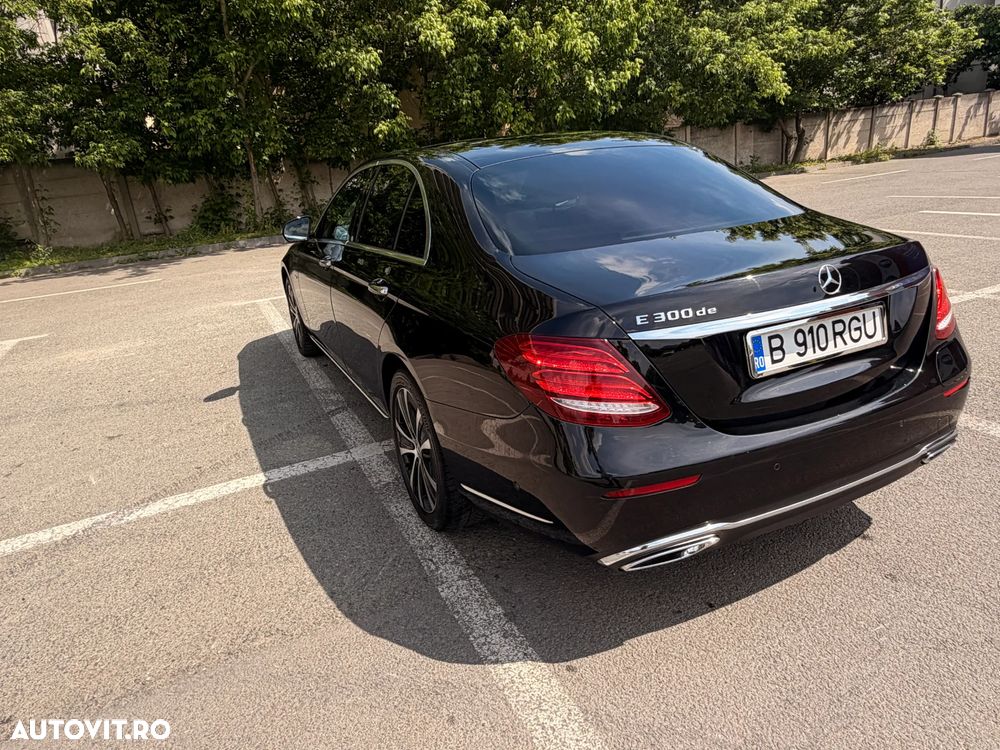 Mercedes-Benz E 300 de 9G-TRONIC - 7