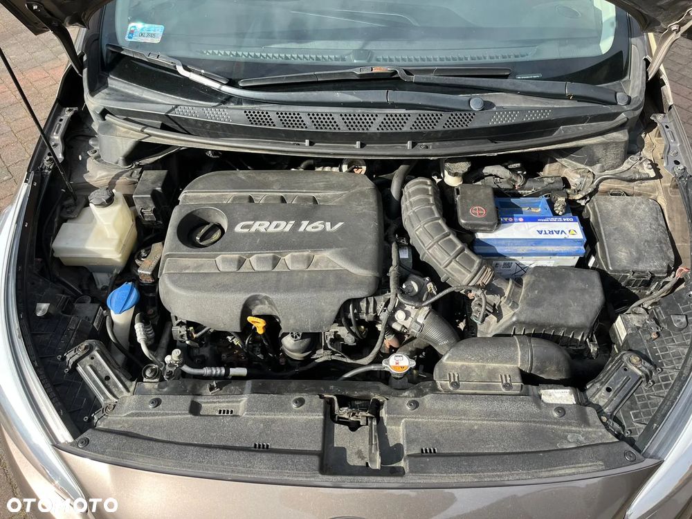 Kia Ceed 1.6 CRDi 128 Fifa World Cup Edition - 17