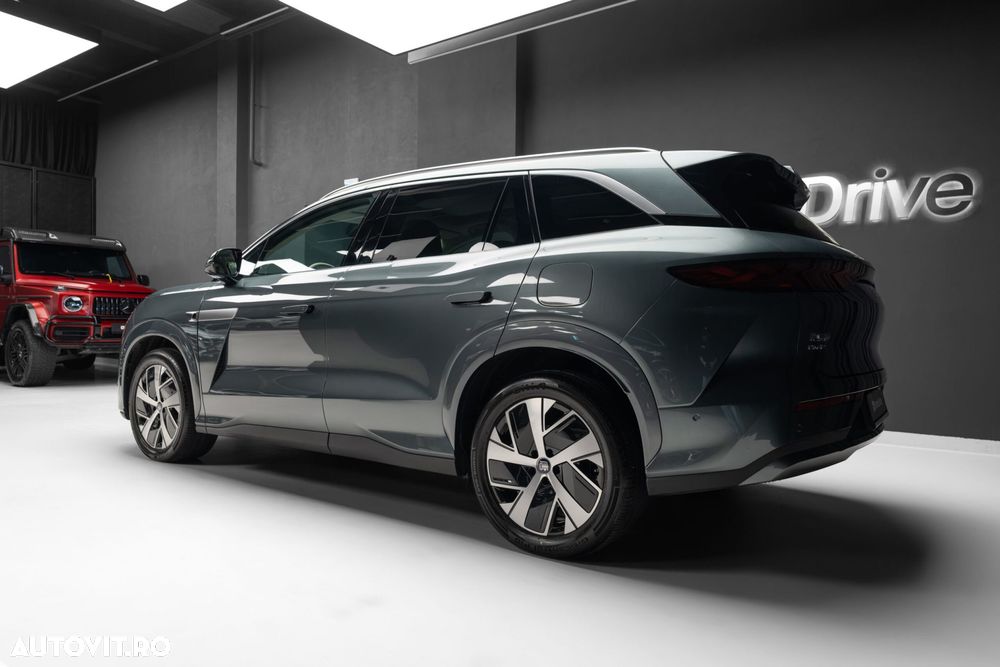 BYD Tang L 2025 — imagine 8