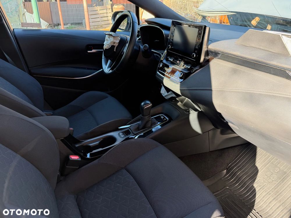 Toyota Corolla 1.8 Hybrid Comfort - 25