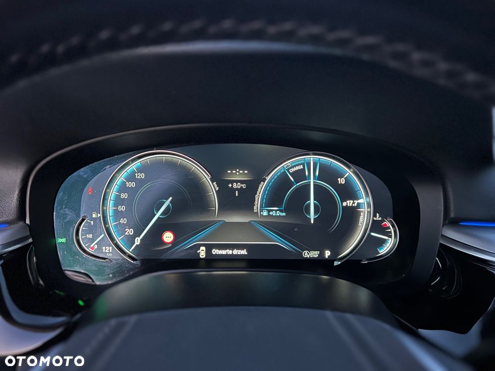 BMW Seria 5 530i Luxury Line sport - 9