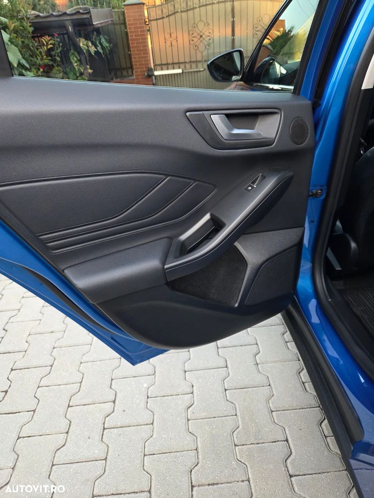 Ford Focus 2.0 EcoBlue Titanium Business - 22