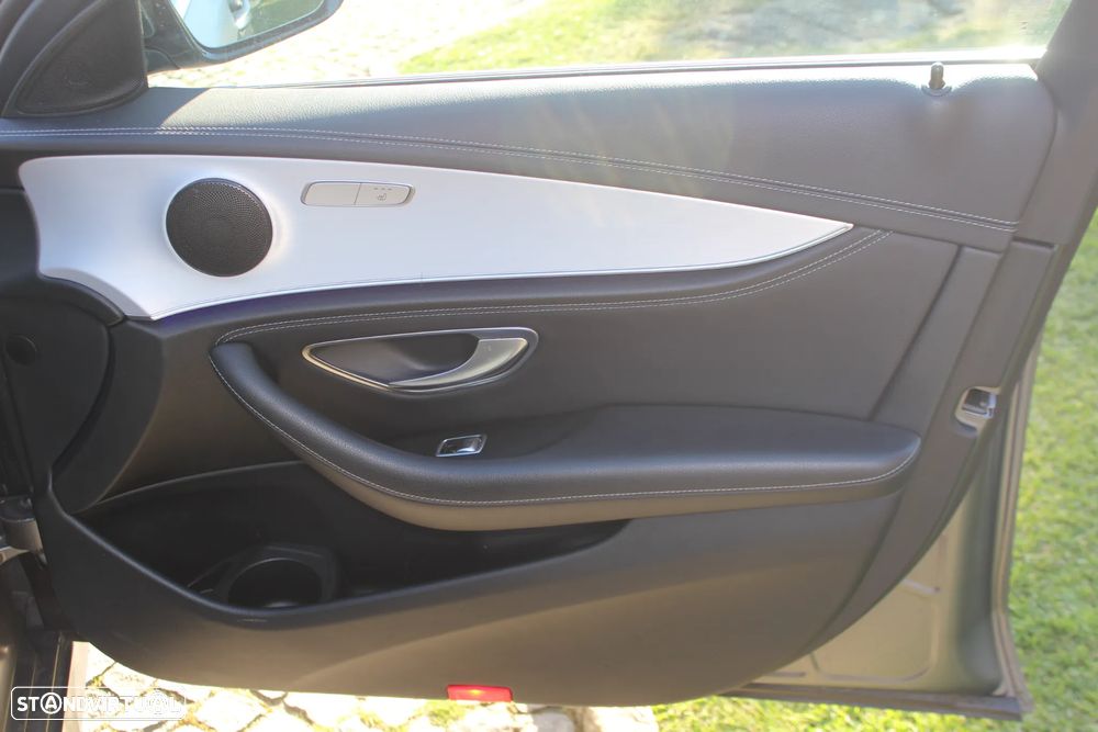 Mercedes-Benz E 300 de AMG Line - 31