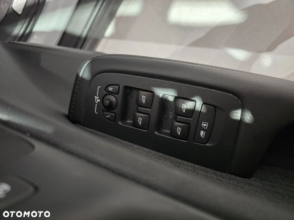 Volvo V60 B4 D Core - 16