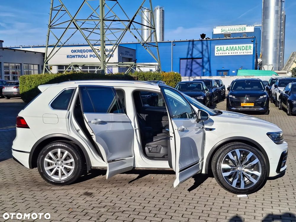Volkswagen Tiguan - 12