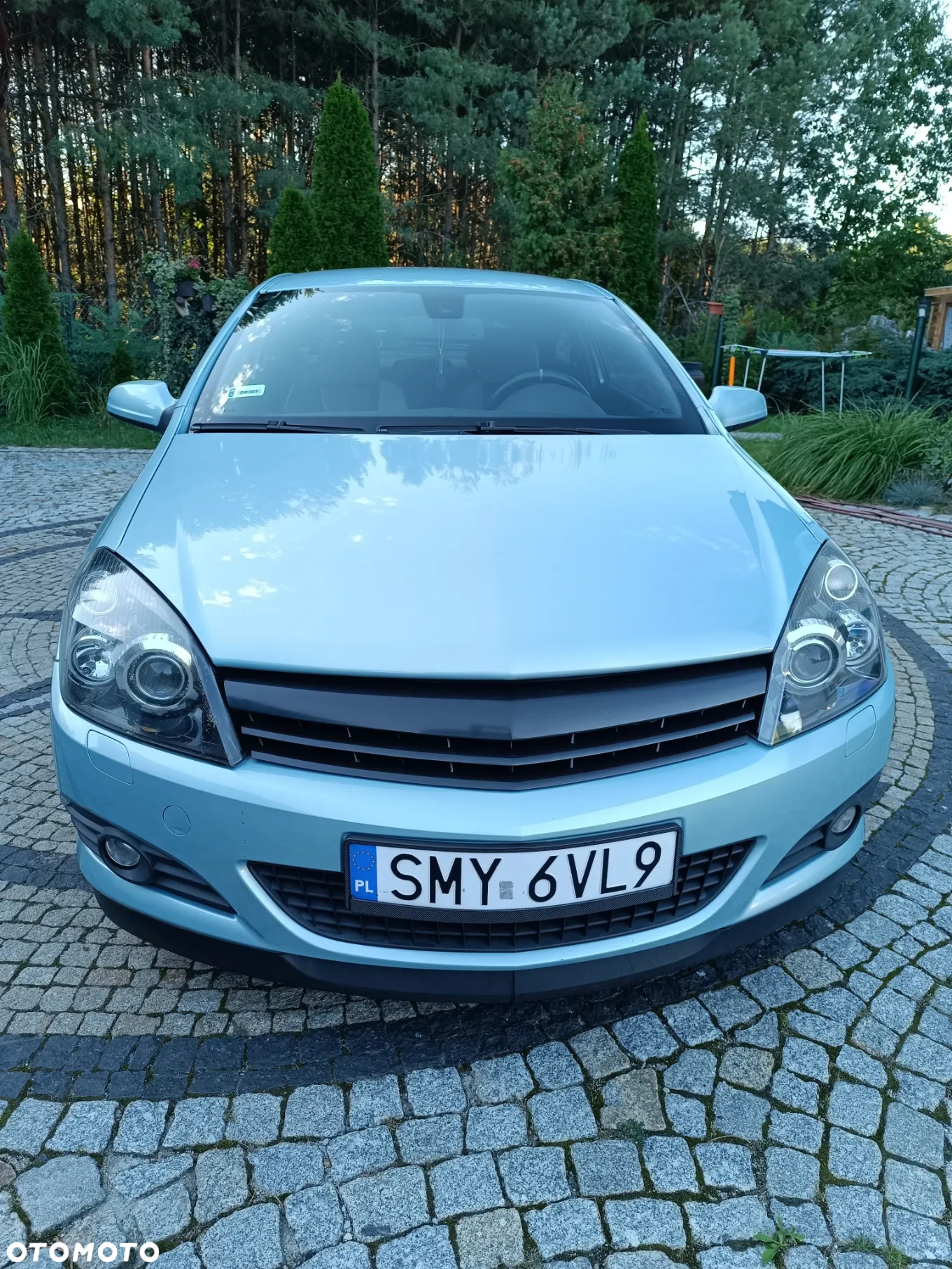 Opel Astra III GTC 1.4 Cosmo - 4