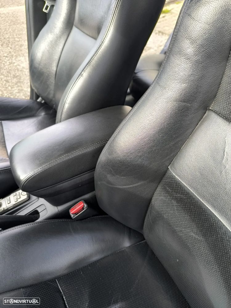 Toyota Avensis SD 2.0 D-4D - 13