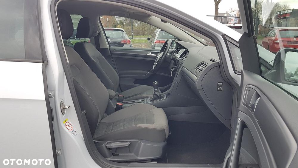 Volkswagen Golf 1.6 TDI BMT Comfortline - 30