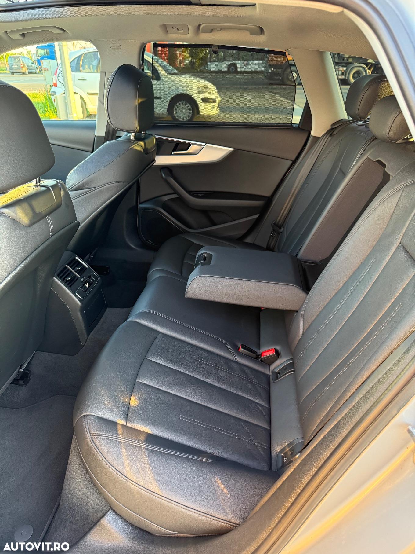 Audi A4 2.0 TDI S tronic - 8
